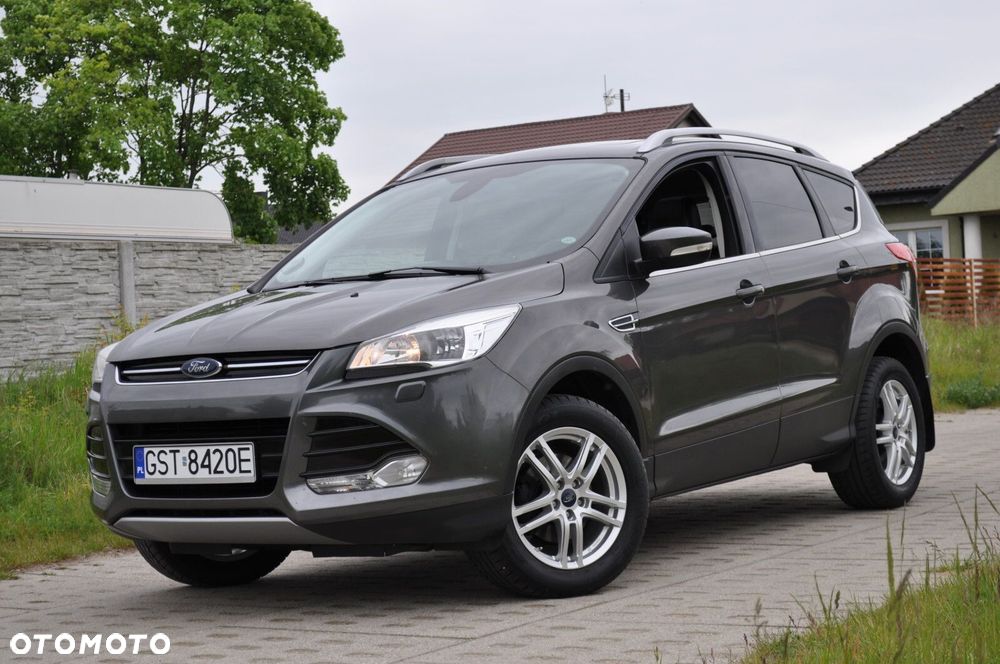 Ford Kuga - 1