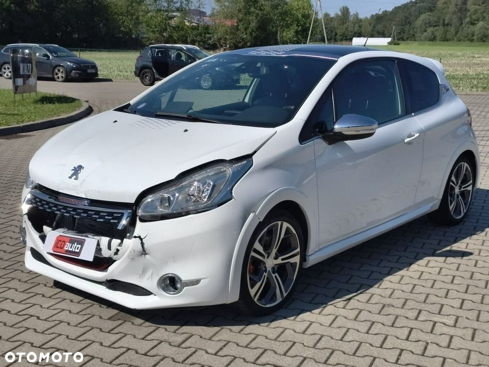 Peugeot 208 - 3