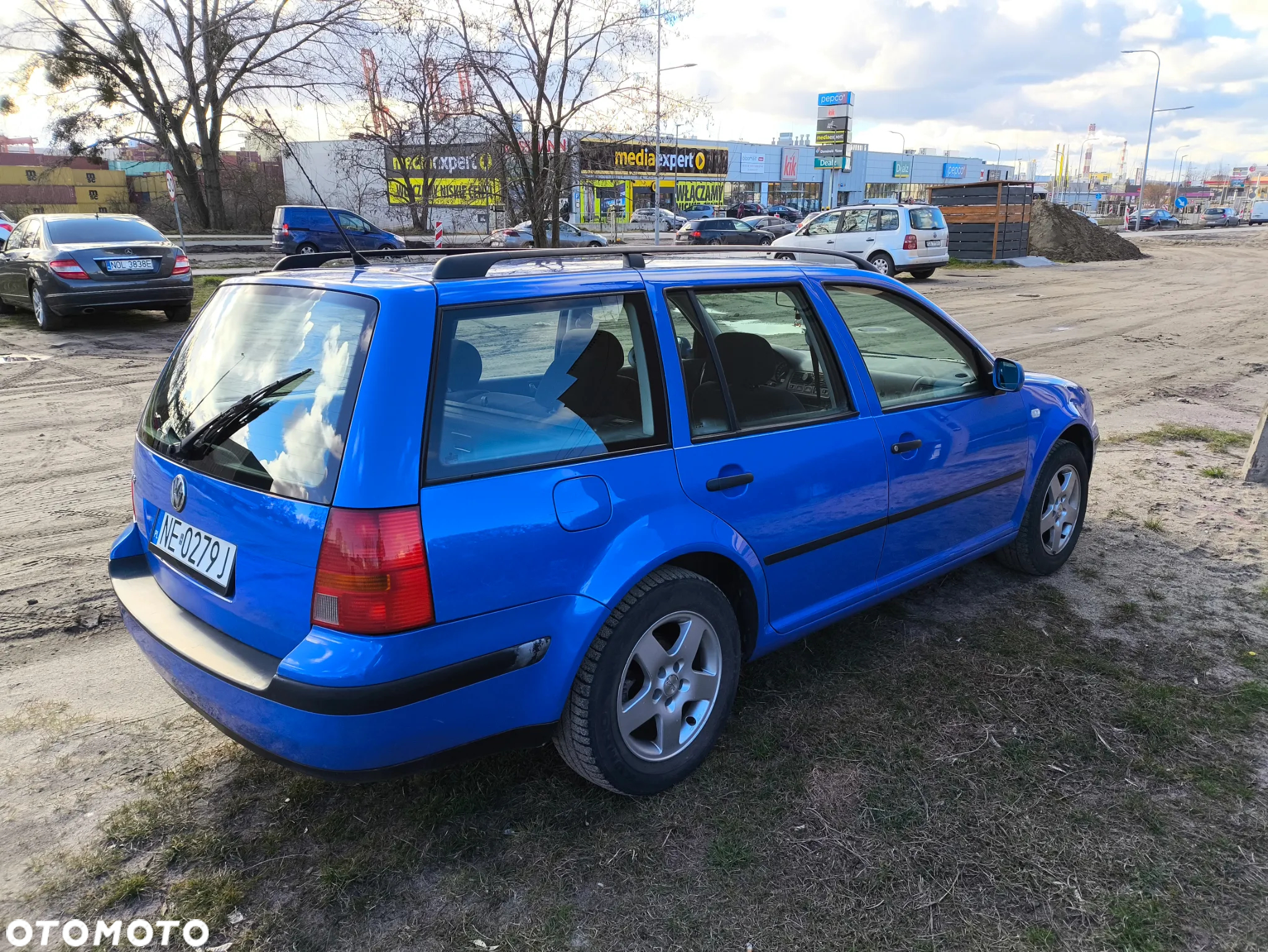 Volkswagen Golf 1.6 - 8