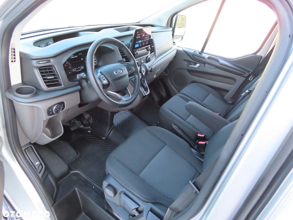 Ford Transit CUSTOM 2.0 TDCi 130 Km L2 Limited Edition W Najbogatszej Wersji Wyposażenia TREND L2H1 LONG Blaszak Furgon 9-Cio Osobowy Stan Jak NOWY POLECAM - 33
