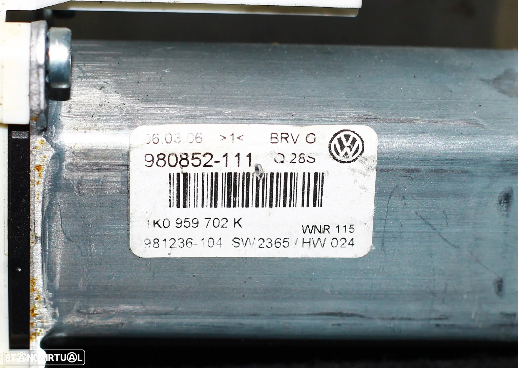 MOTOR ELEVATÓRIO DO VIDRO DIANTEIRO DIREITO VW GOLF V - 4