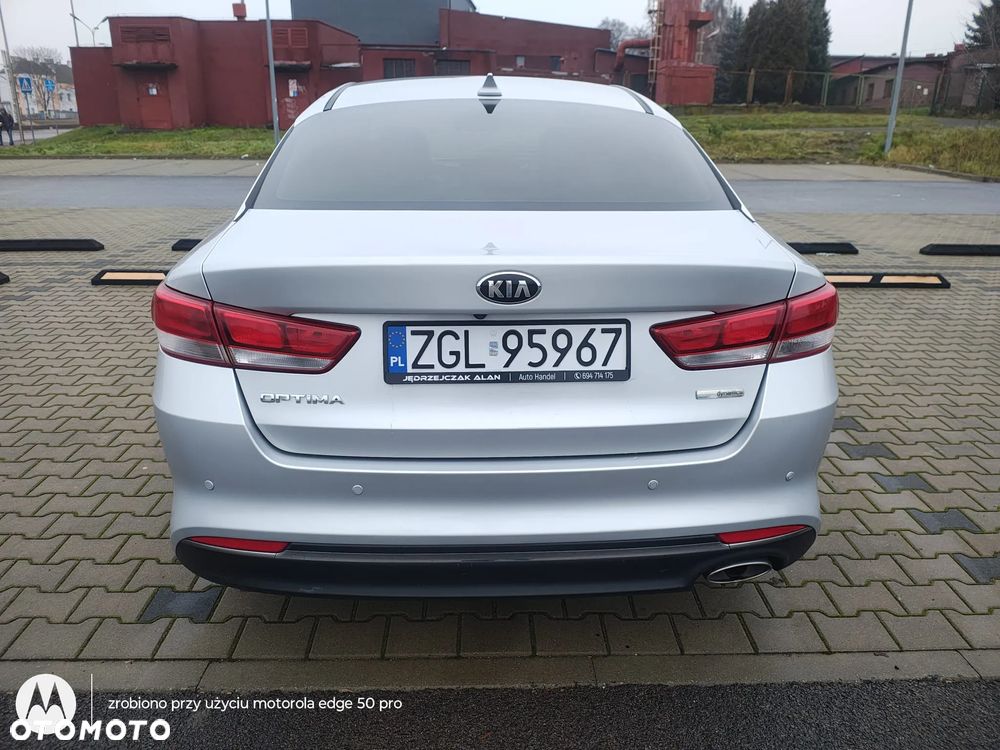 Kia Optima 1.7 CRDI L DCT - 8