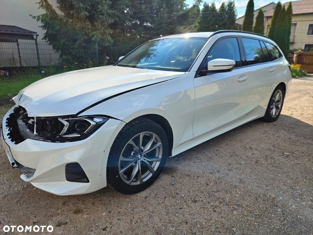 BMW Seria 3 318d mHEV M Sport - 3