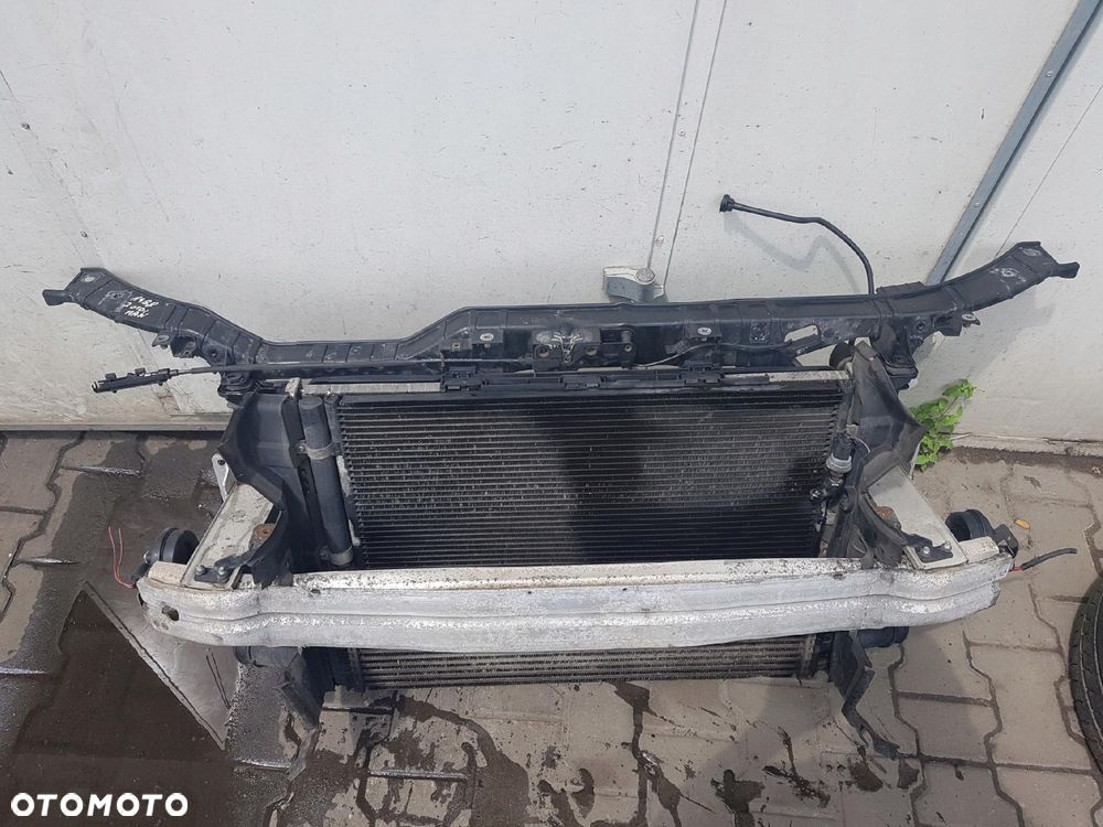 AUDI A4 B8 08r- 2.0 TDI PAS PRZEDNI CHŁODNICE - 2