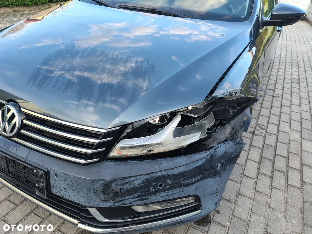 Volkswagen Passat - 13