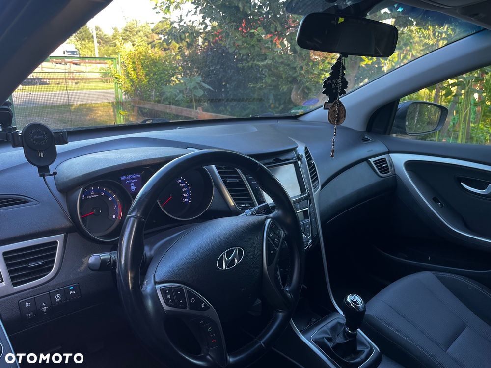 Hyundai i30 1.6 GDI Comfort - 38