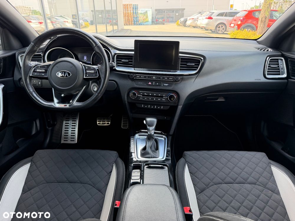 Kia ProCeed 1.6 CRDi GT Line DCT - 13