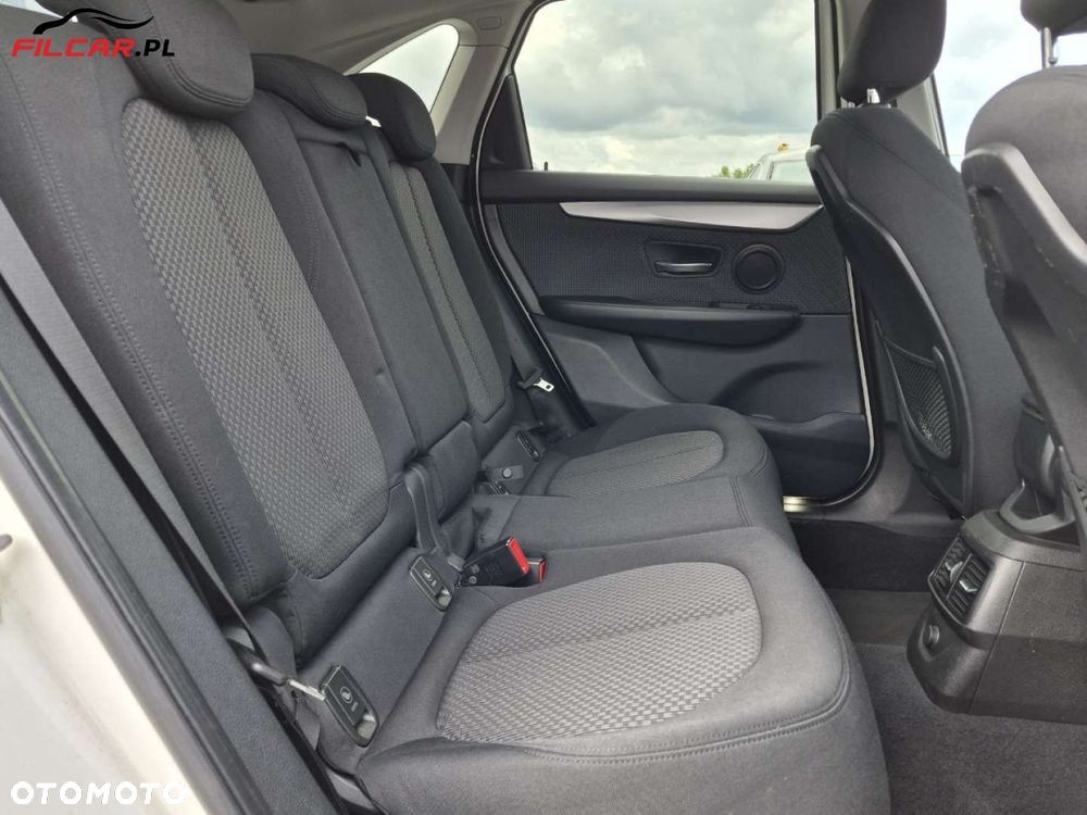 BMW Seria 2 - 12