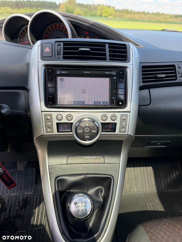 Toyota Verso - 19
