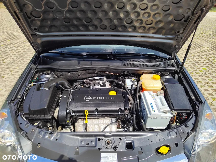 Opel Astra III 1.6 - 17