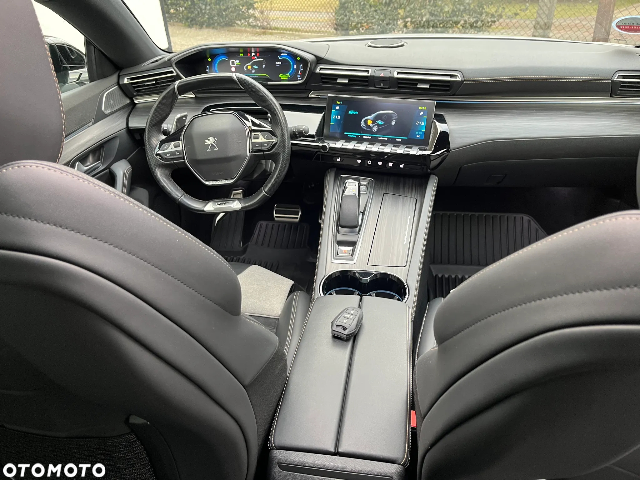 Peugeot 508 SW Plug-In Hybrid 225 e-EAT8 GT - 12