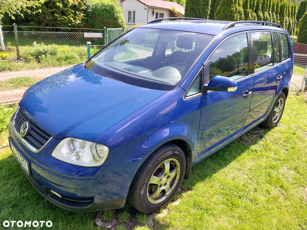 Volkswagen Touran - 3