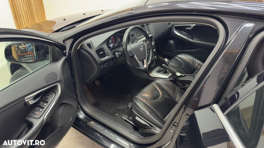 Volvo V40 D2 - 5