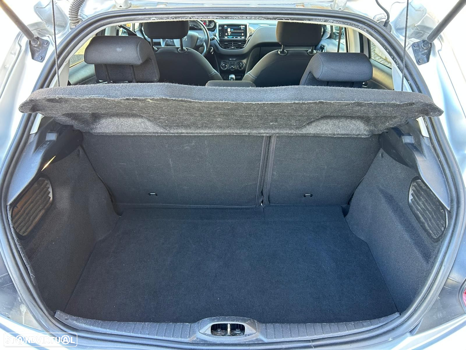 Peugeot 208 1.2 PureTech Style - 13