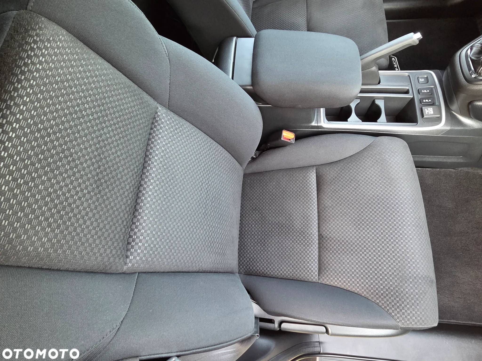 Honda CR-V 2.0 Elegance (Honda Connect+) / (2WD) - 31
