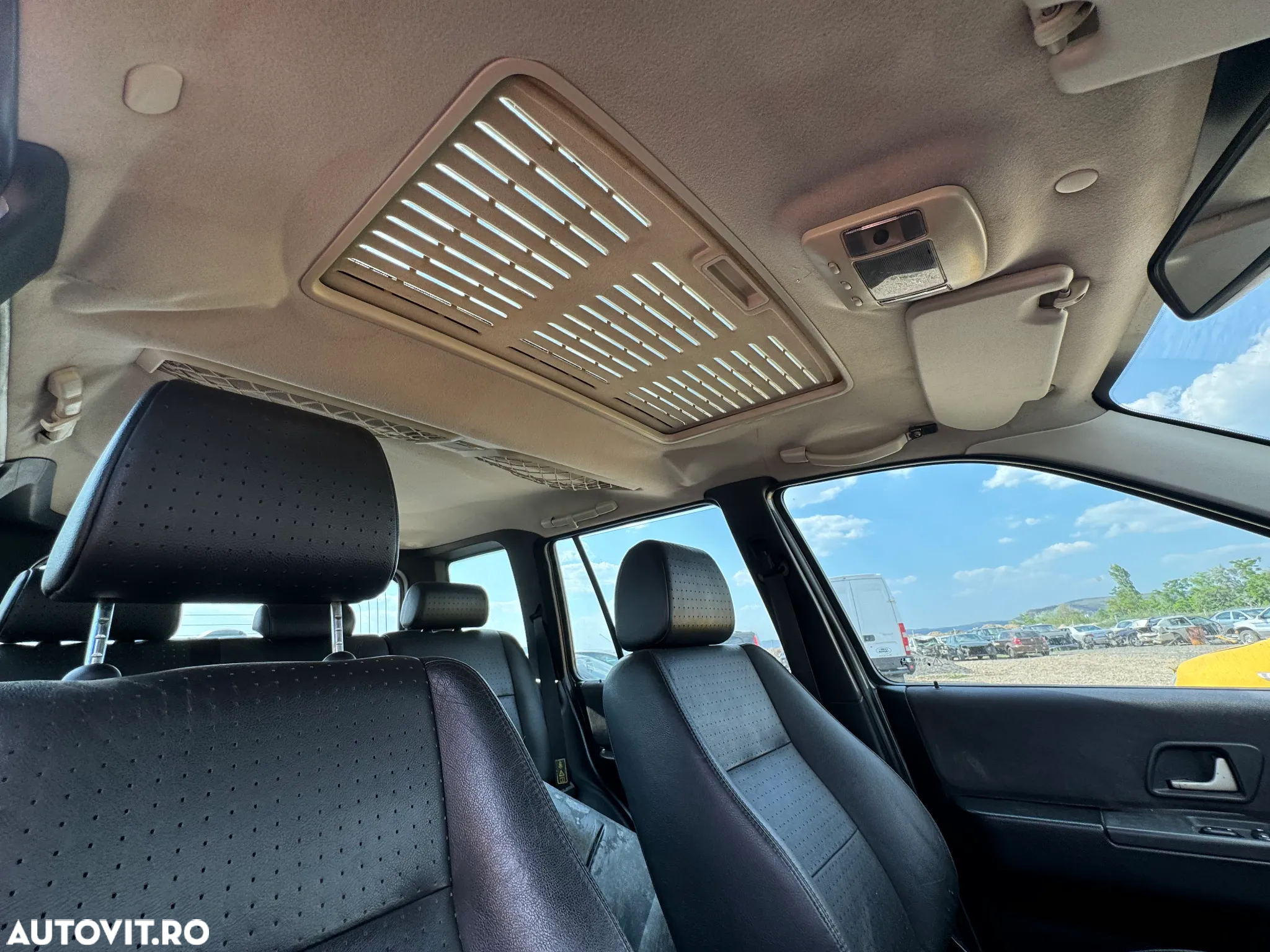 Dezmembram Land Rover Freelander 1.8b 2005 - 4