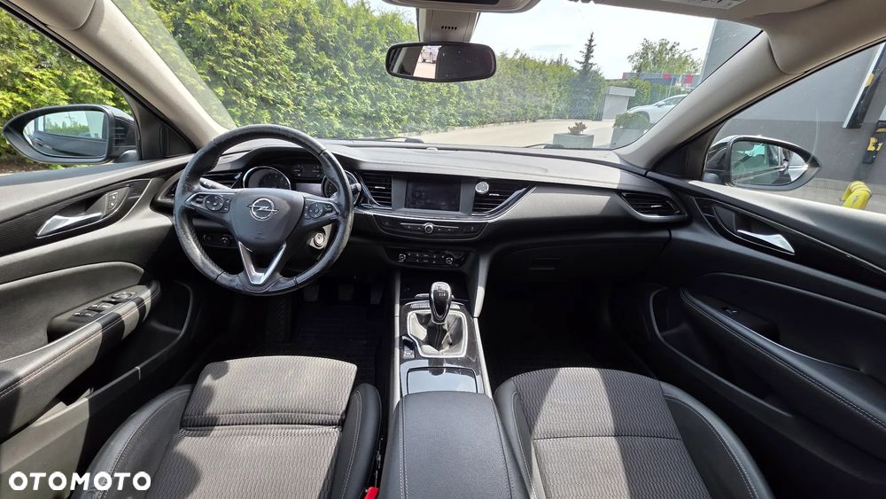 Opel Insignia 1.5 T Innovation S&S - 18