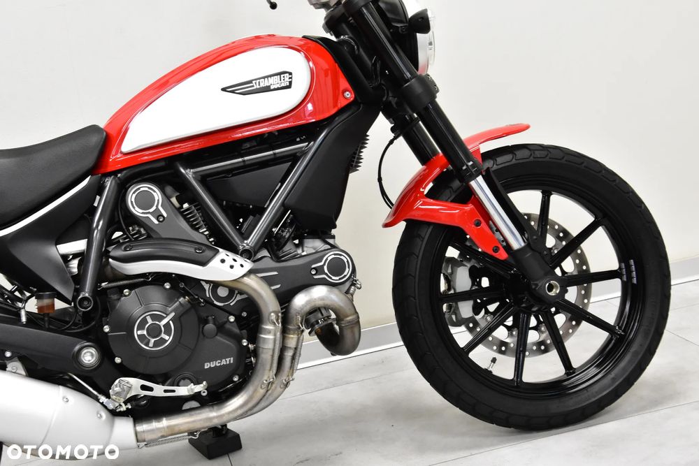 Ducati Scrambler - 12