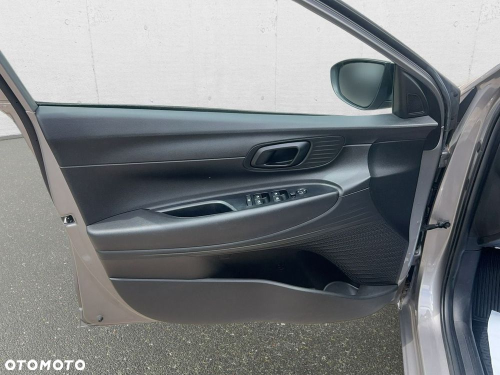 Hyundai i20 - 10