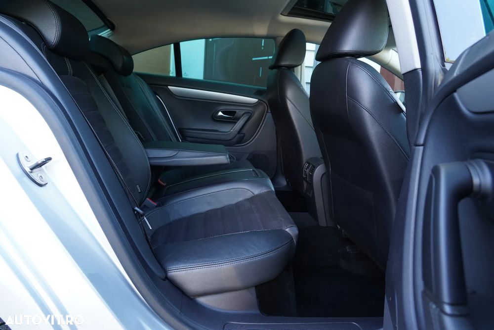 Volkswagen Passat CC 2.0 TDI DSG Exclusive - 11