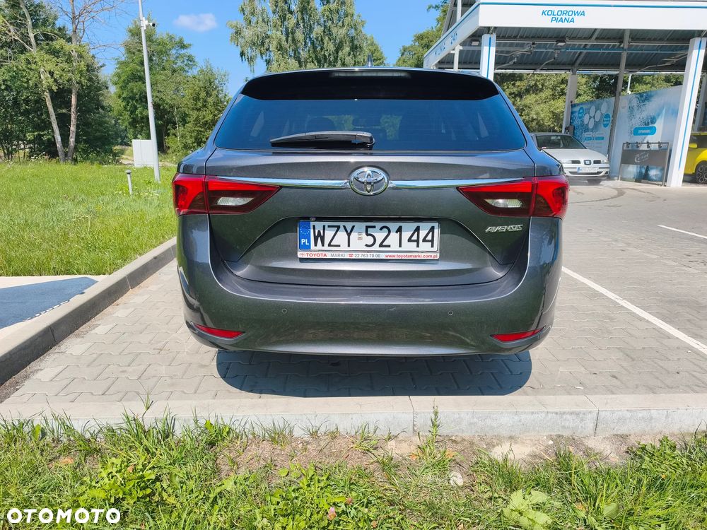 Toyota Avensis 2.0 Prestige MS - 9