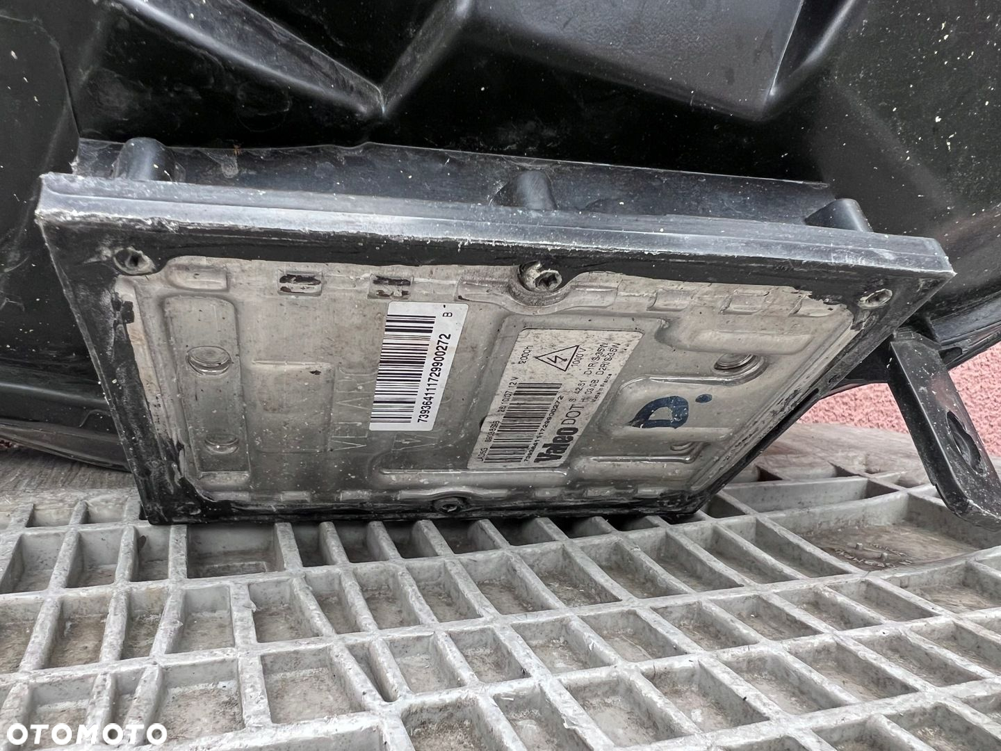 Lampa przednia ALFA ROMEO 147 LIFT XENON KOMPLET EUROPA ORYGINALNE VALEO - 7