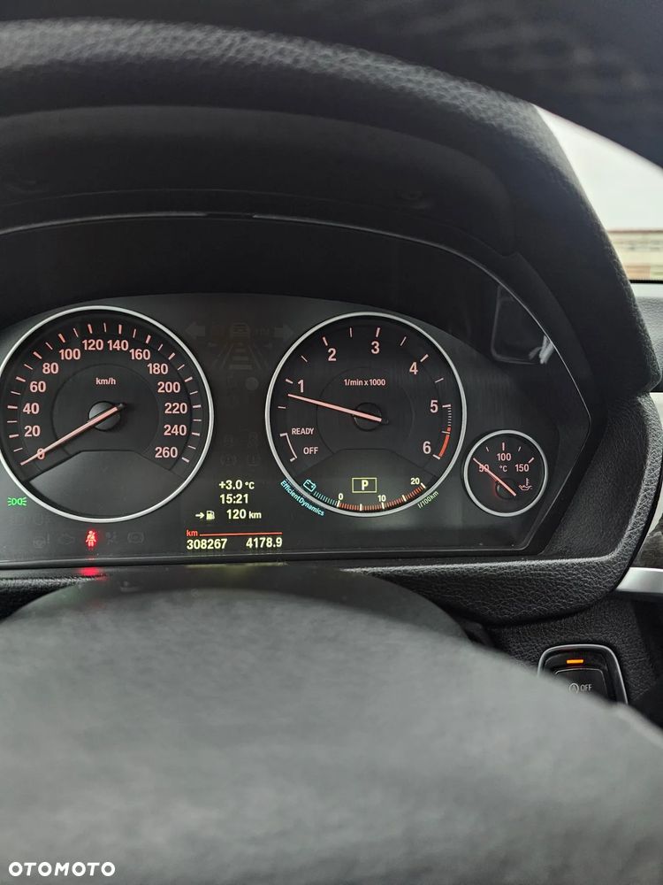 BMW Seria 3 316d Luxury Line - 16