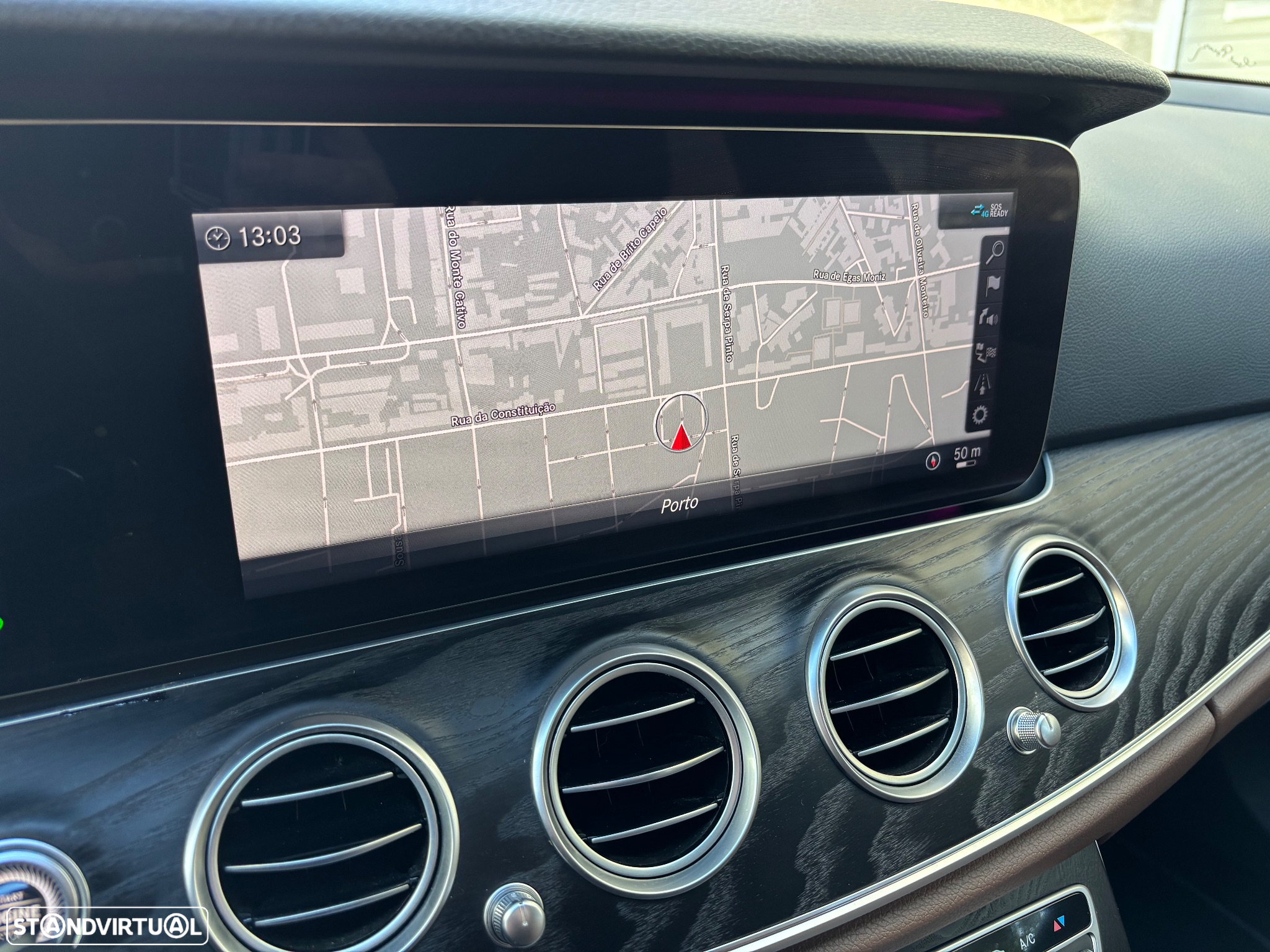 Mercedes-Benz E 300 de Avantgarde 4Matic - 28