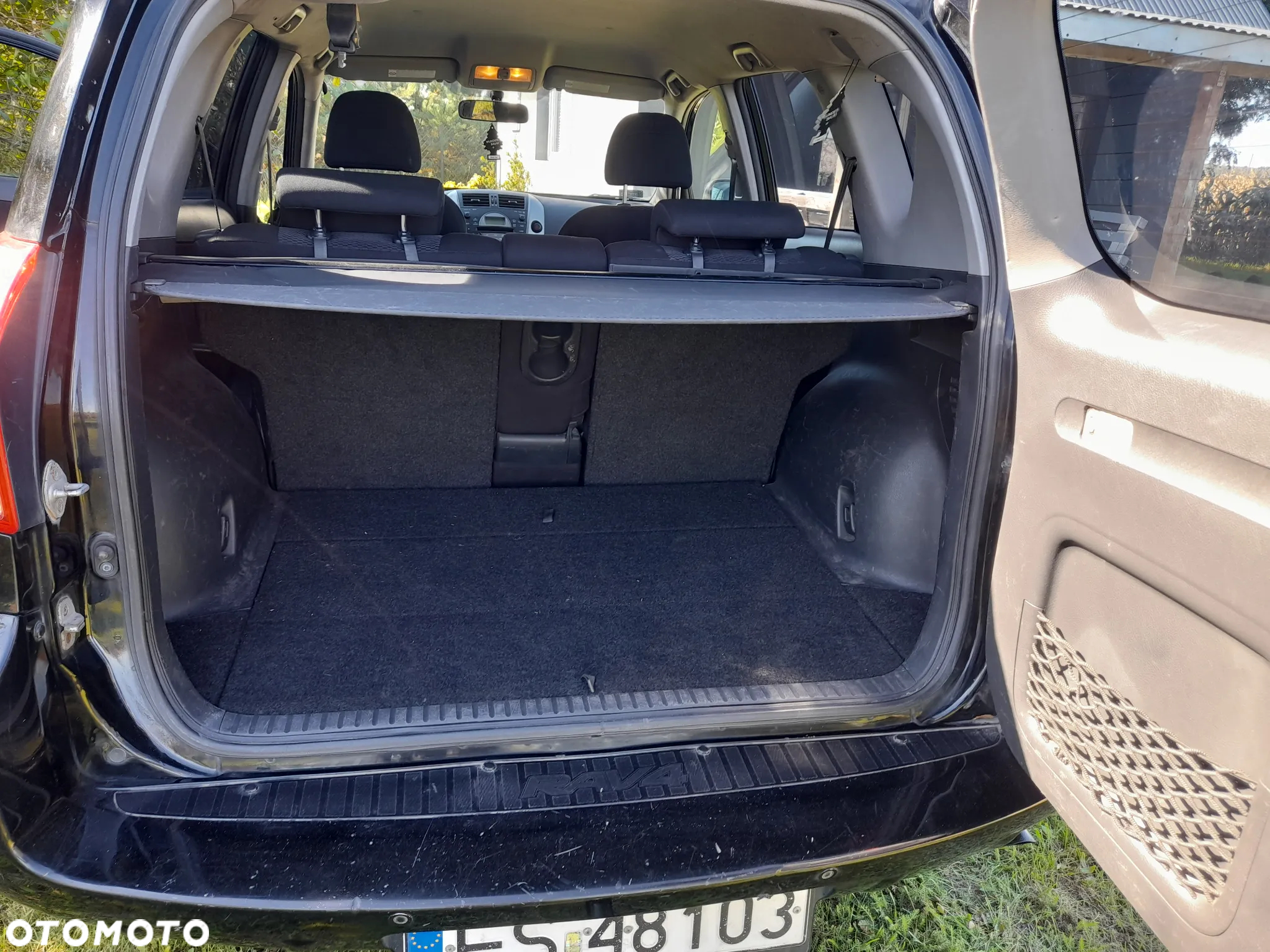 Toyota RAV4 2.2 D-4D Prestige - 10