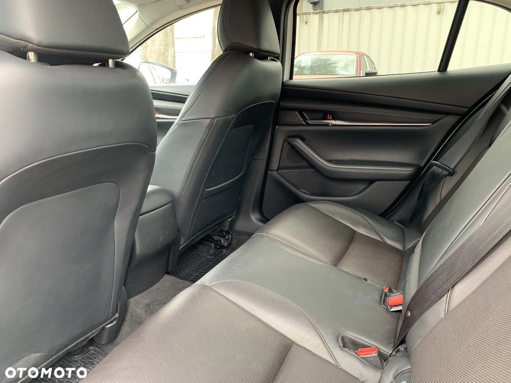 Mazda 3 2.0 mHEV Hikari - 10