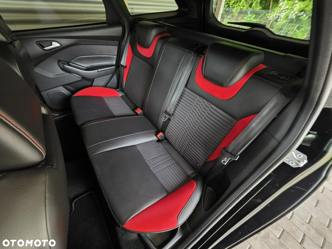 Ford Focus 2.0 EcoBoost ST - 15