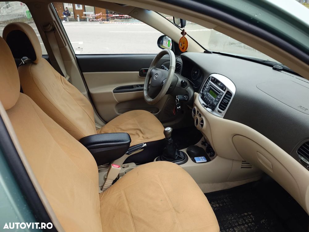 Hyundai Accent MC 1.5 CRDI GL - 6