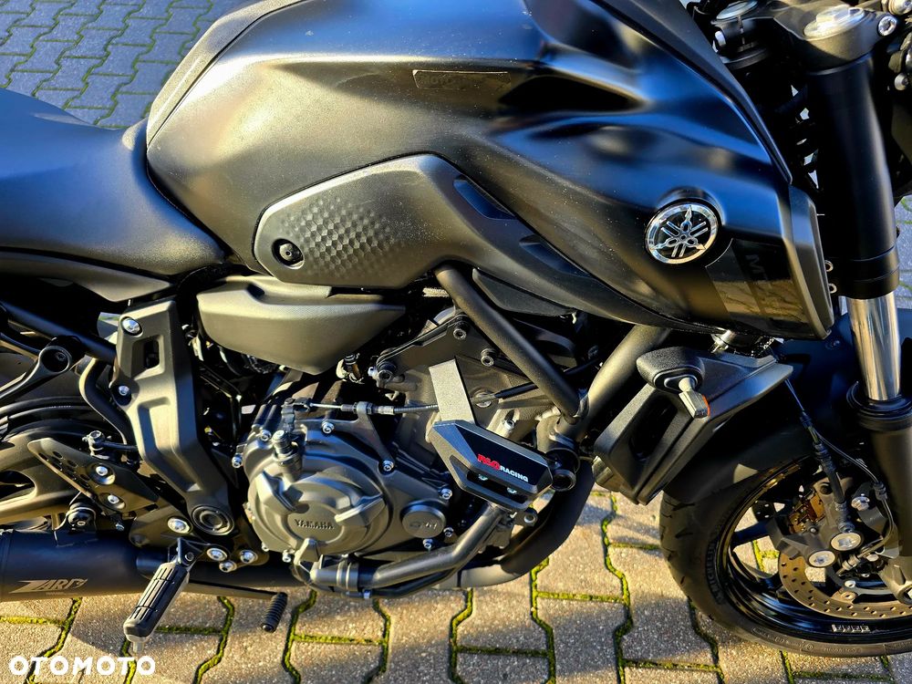 Yamaha MT - 22