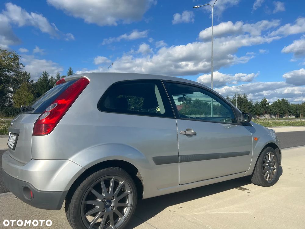 Ford Fiesta 1.3 - 3
