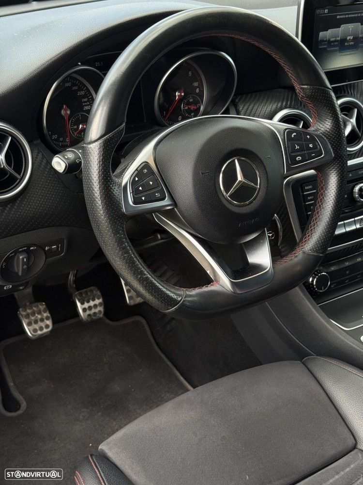 Mercedes-Benz A 180 d AMG Line - 10