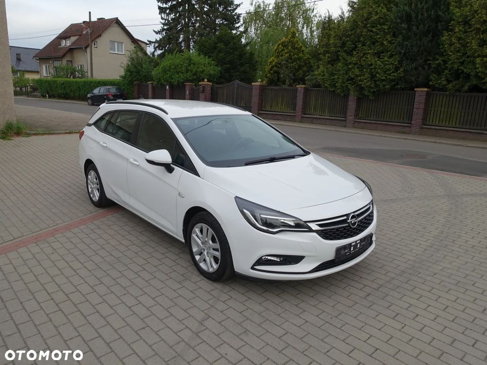 Opel Astra 1.6 D Start/Stop Edition - 1