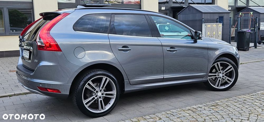 Volvo XC 60 D3 Geartronic Momentum - 33