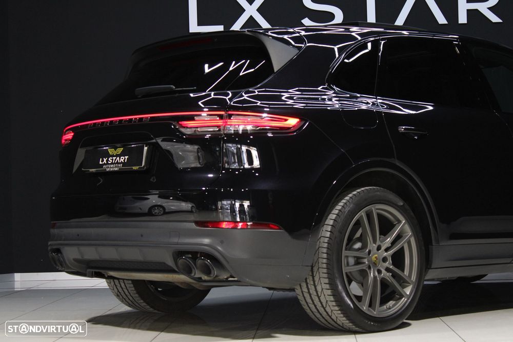 Porsche Cayenne E-Hybrid Tiptronic S Platinum Edition - 6