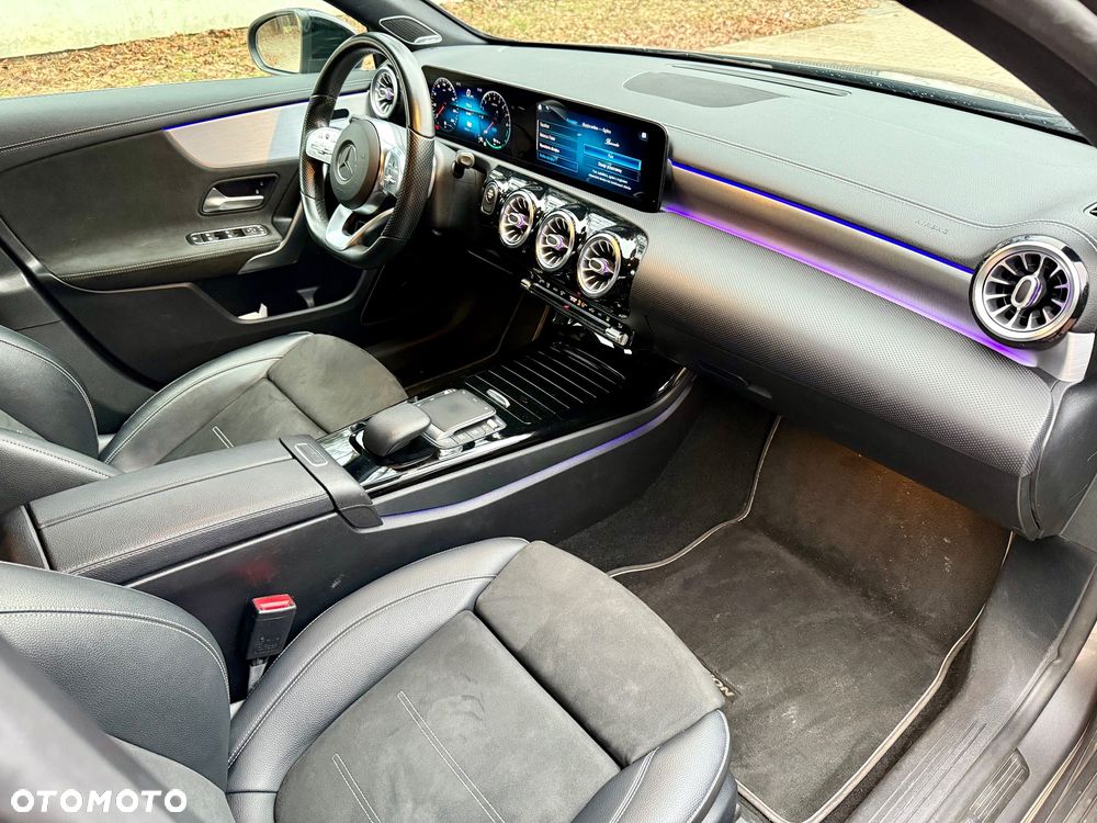 Mercedes-Benz Klasa A 250 E Edycja specjalna 8G-DCT - 18