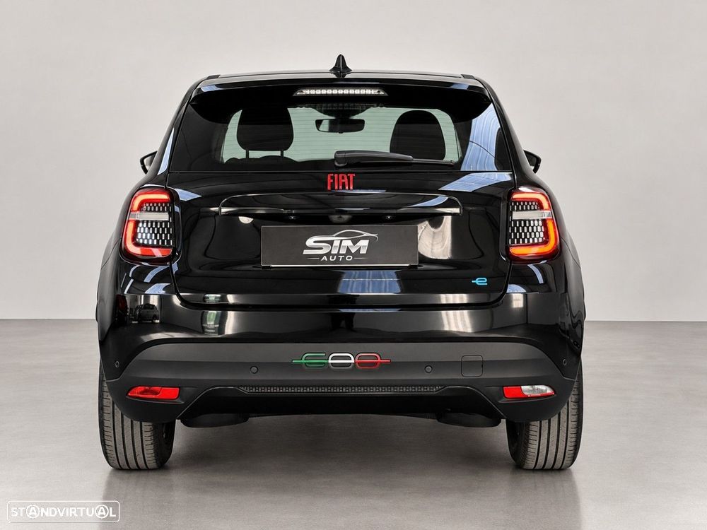 Fiat 600e 54 kWh (RED) - 5