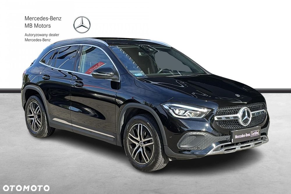 Mercedes-Benz GLA - 7