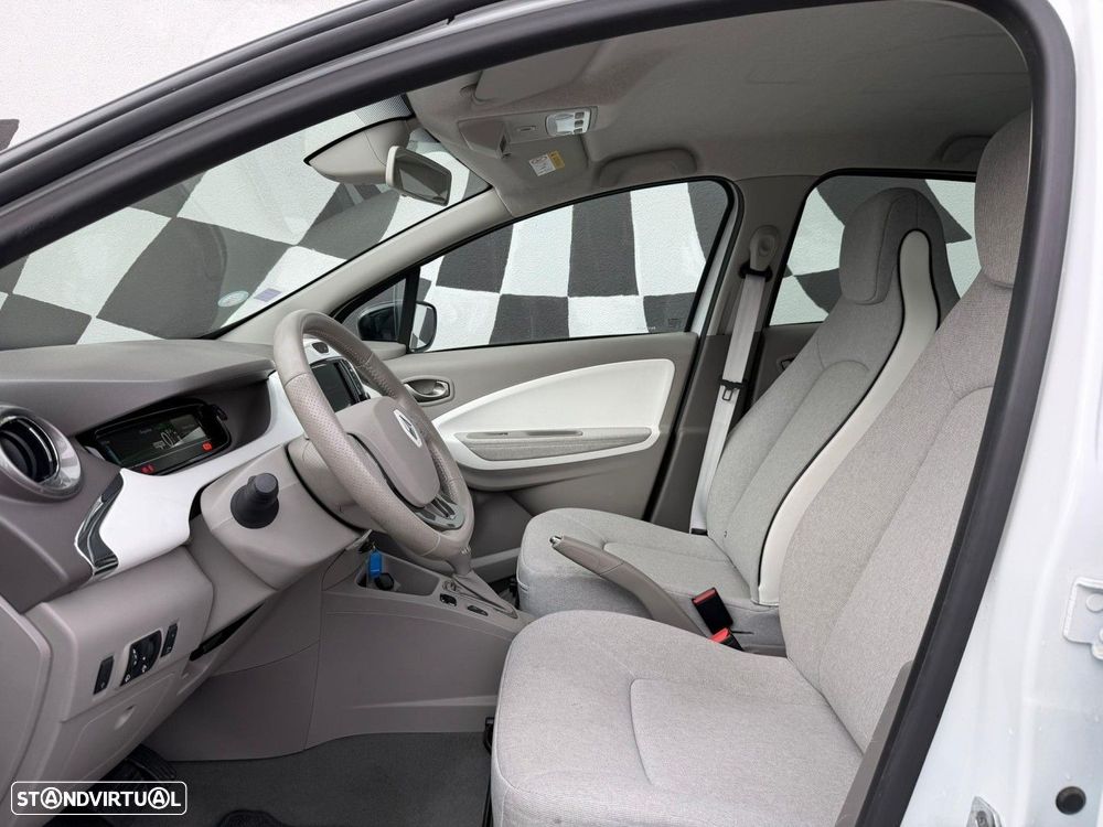 Renault Zoe (c/ Bateria) 41 kwh Intens - 6