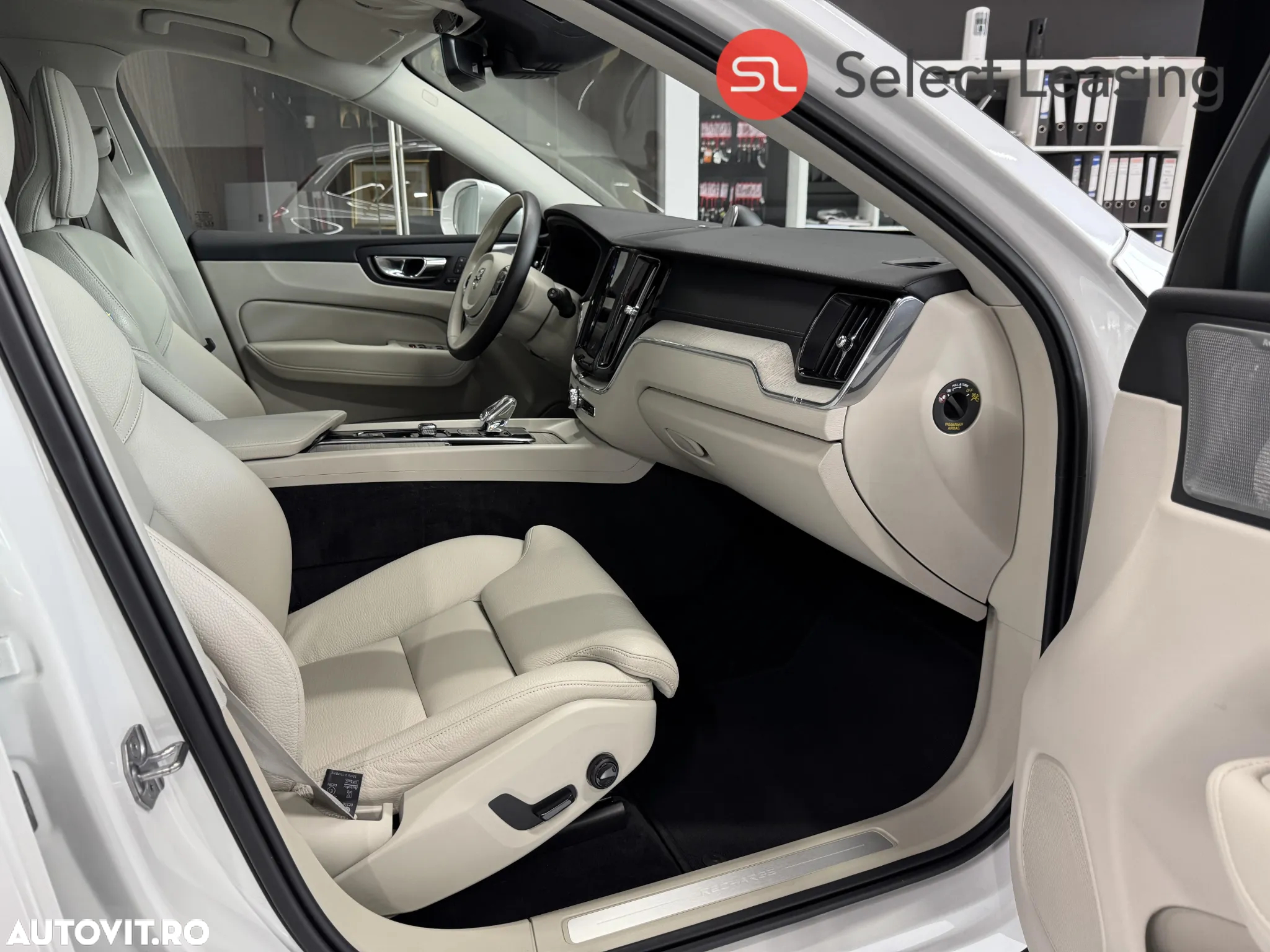Volvo XC 60 T6 AWD Recharge Geartronic Inscription - 11