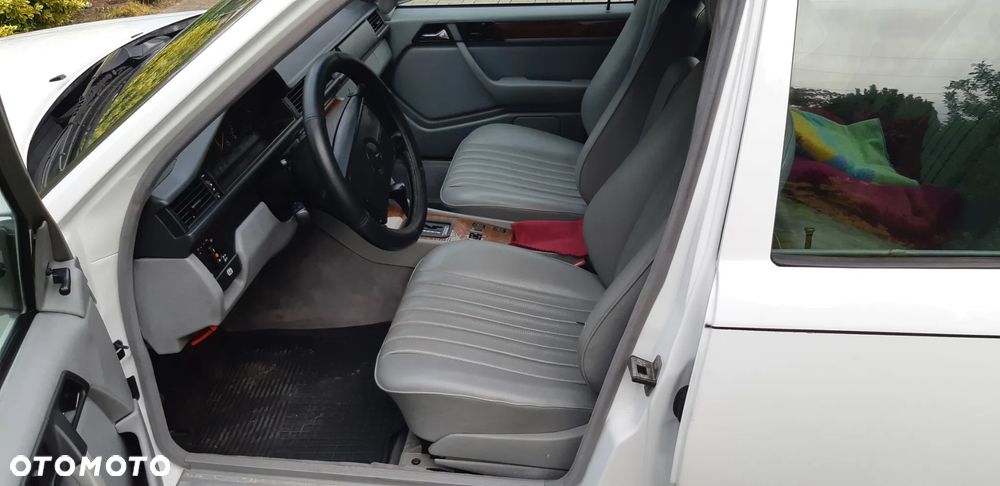 Mercedes-Benz W124 (1984-1993) - 20