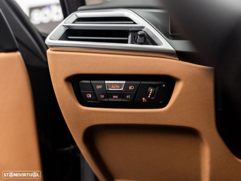 BMW 420 Gran Coupé i Pack Desportivo M Auto - 18