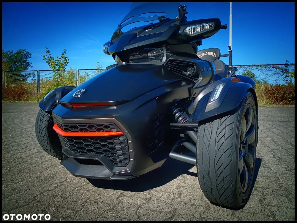 Can-Am Spyder - 4