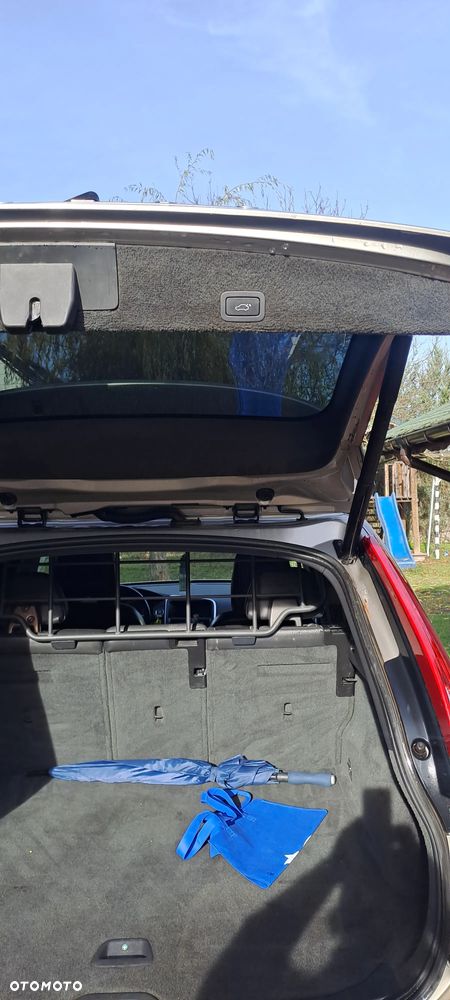 Volvo XC 60 D5 AWD Geartronic Momentum - 16