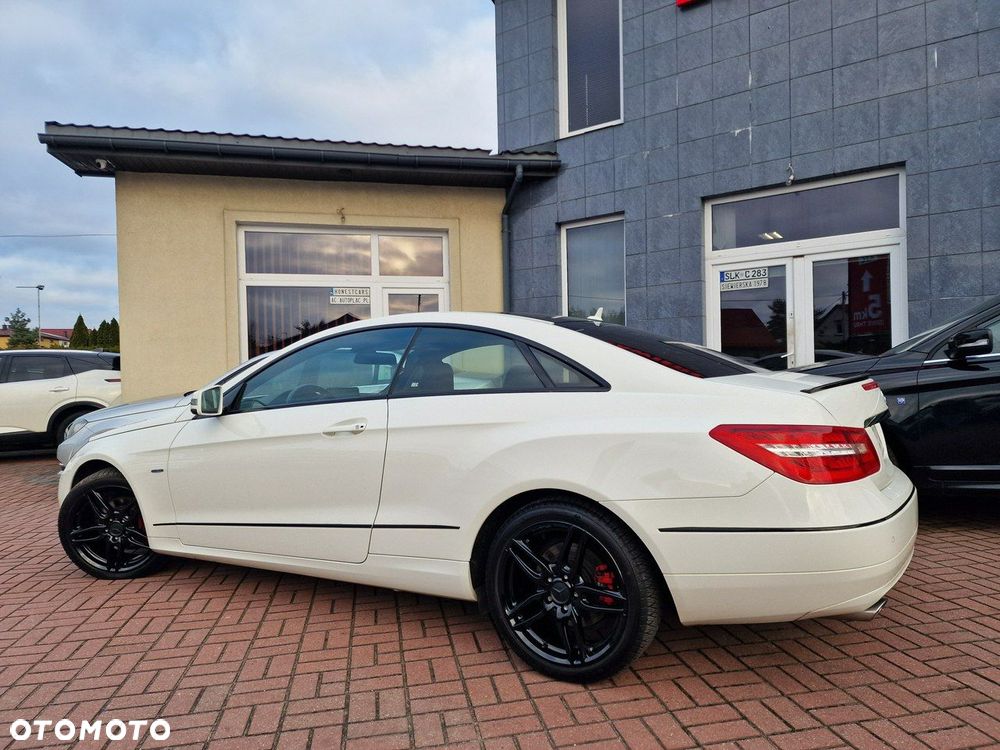 Mercedes-Benz Klasa E - 11