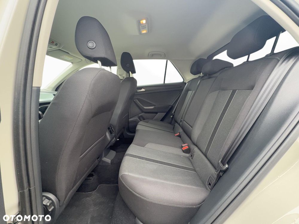 Volkswagen T-Roc 1.5 TSI Life - 23