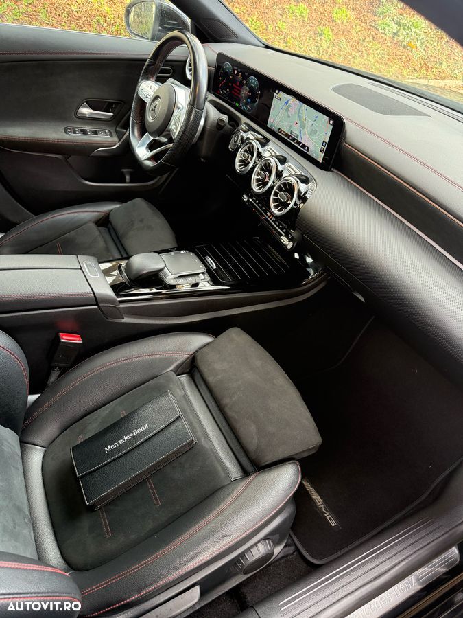 Mercedes-Benz CLA - 4